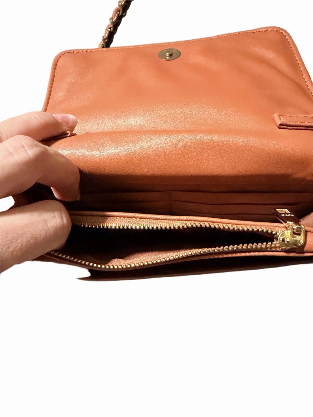 Quilted Tan Crossbody Shoulder Bag with Chain Strap - Picture 4 of 5